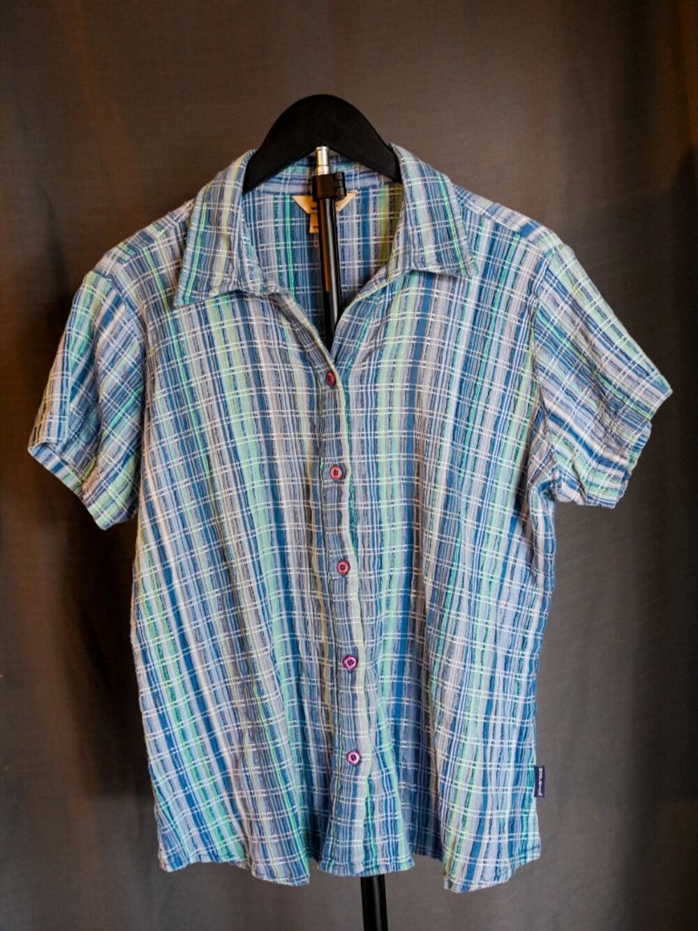 Woolrich Women’s Short Sleeve Button Down Shirt Size Large 100% Cotton Plaid